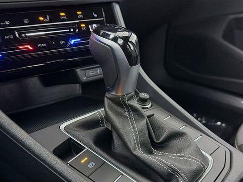 New 2026 Volkswagen Jetta Sport FWD image 17
