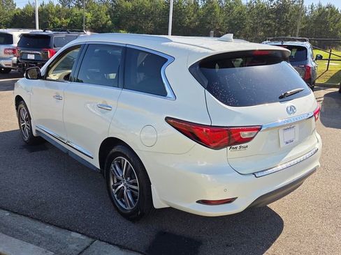 Used 2016 INFINITI QX60 FWD w/ Premium Plus Package image 11