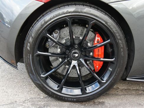 Used 2019 McLaren 570S Spider image 48