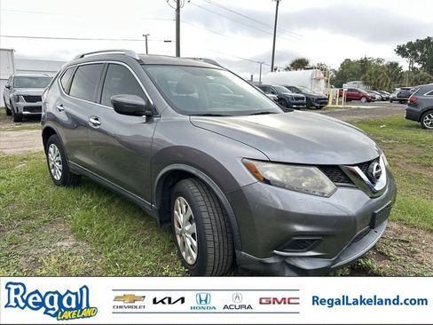 Used 2016 Nissan Rogue S w/ Appearance Package image 1