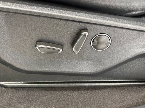 Used 2024 Ford F150 Lightning Lariat AWD/4WD image 17