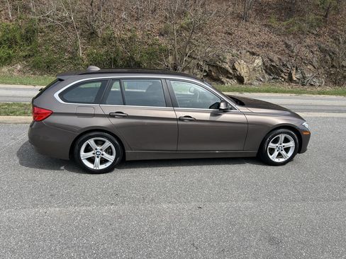 Used 2015 BMW 328i xDrive Wagon image 8