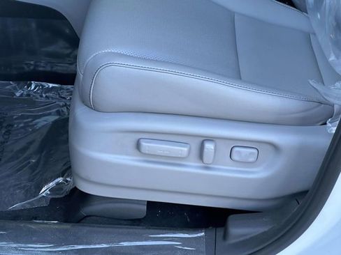 New 2025 Honda Ridgeline RTL image 15