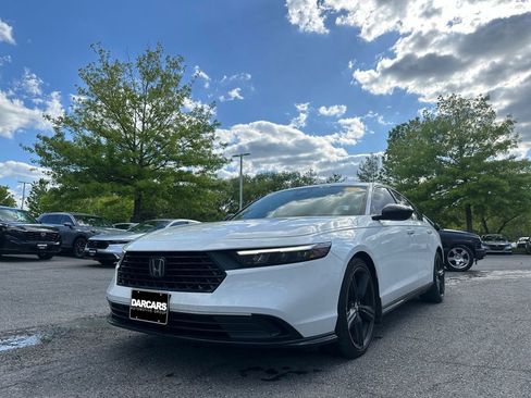 Used 2023 Honda Accord Sport image 32