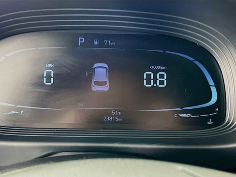 Certified 2023 Hyundai Venue SEL image 12