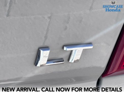 Used 2024 Chevrolet Silverado 1500 LT AWD/4WD image 11