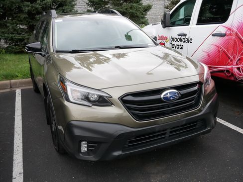 Used 2022 Subaru Outback Onyx Edition XT AWD/4WD image 3