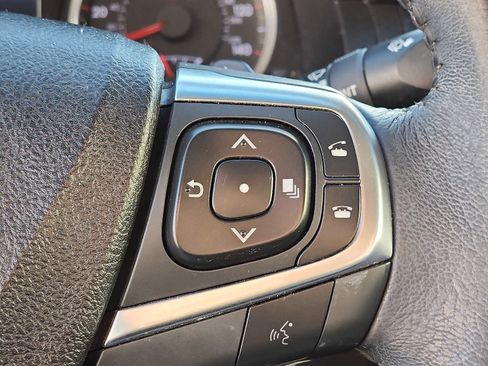 Used 2017 Toyota Camry SE image 21