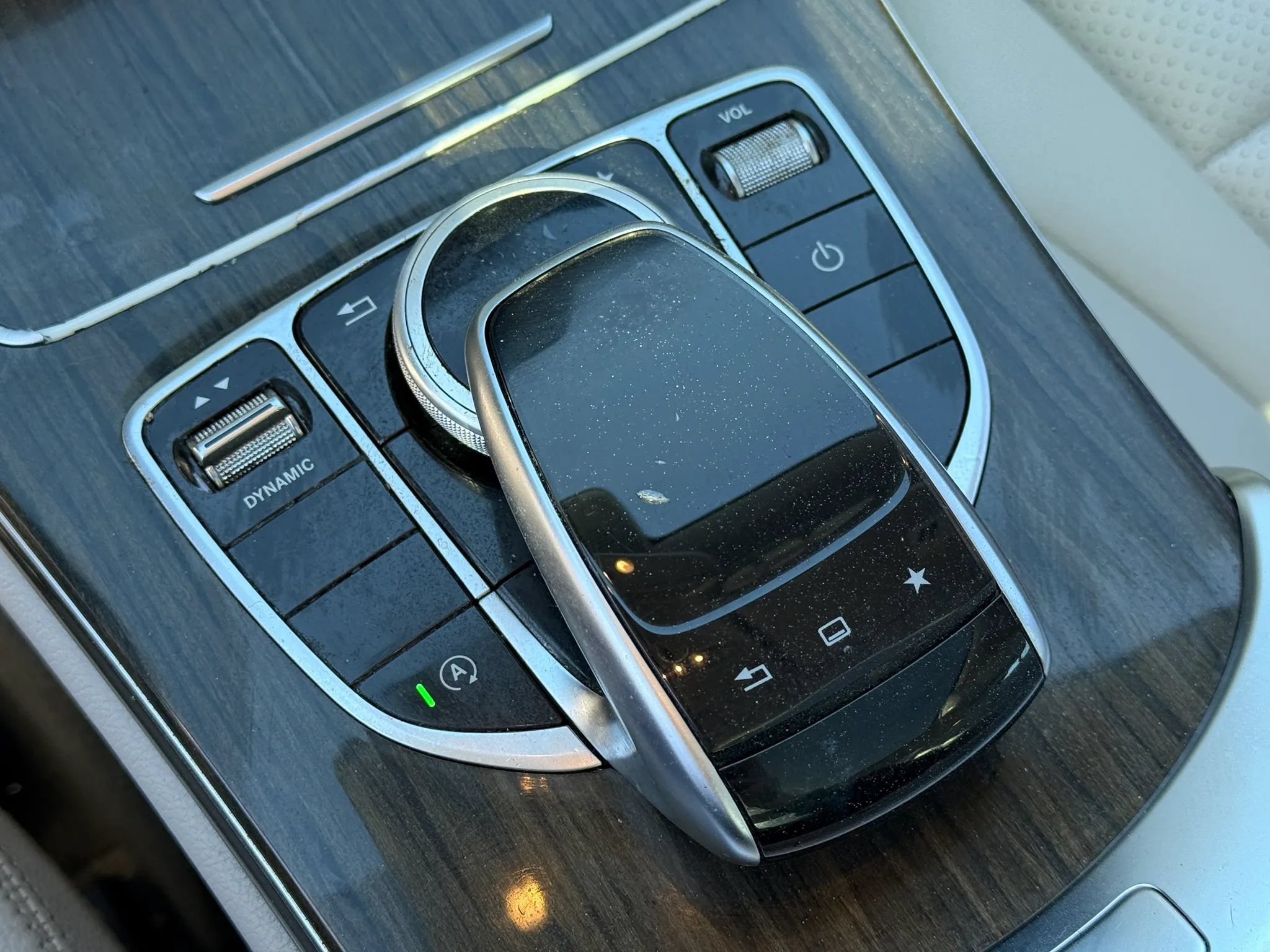 Used 2016 Mercedes-Benz C 300 4MATIC Sedan image 28