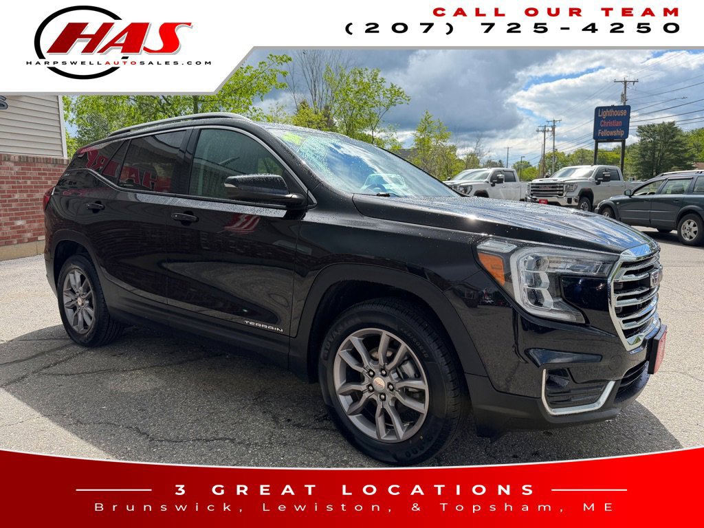 Used 2024 GMC Terrain SLT AWD/4WD image 8