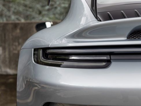 Used 2022 Porsche 911 GT3 image 19