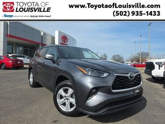 Used 2024 Toyota Highlander LE video 1