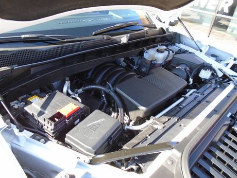 Used 2025 GMC Sierra 1500 SLT image 18