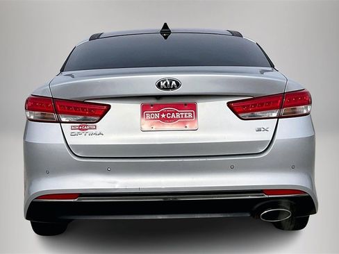 Used 2017 Kia Optima EX w/ Premium Package image 6
