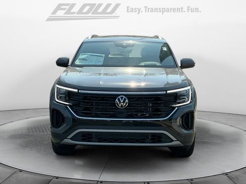 New 2026 Volkswagen Atlas Cross Sport SEL image 2