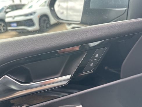 New 2026 Volkswagen Jetta SEL FWD image 16