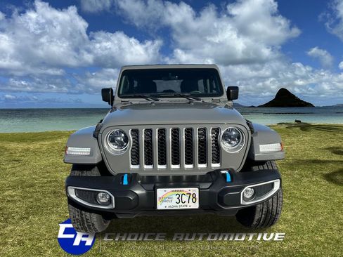 Used 2023 Jeep Wrangler Unlimited Sahara image 11
