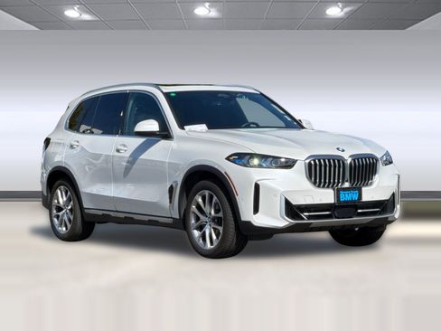 Used 2024 BMW X5 xDrive40i w/ Premium Package AWD/4WD image 7