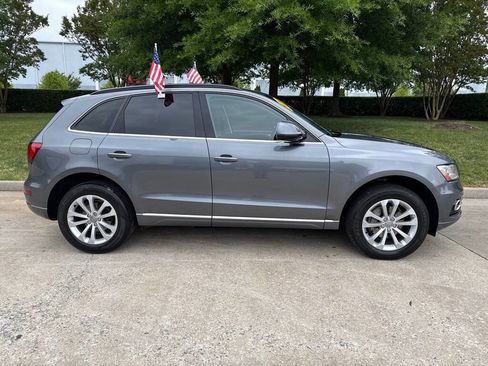 Used 2016 Audi Q5 2.0T Premium w/ Audi MMI Navigation Plus AWD/4WD image 2