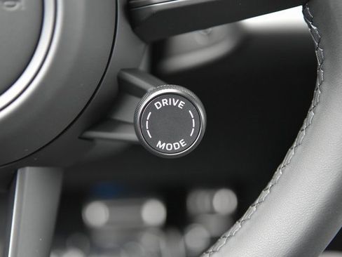 Certified 2025 Porsche Macan 4S Electric image 35