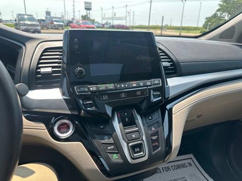 Used 2024 Honda Odyssey Touring image 38