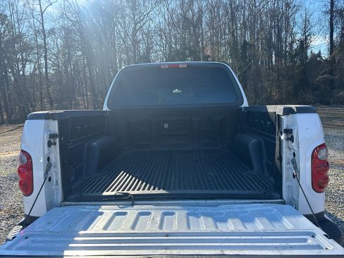 Used 2003 Ford F150 King Ranch image 9