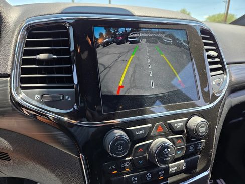 Used 2020 Jeep Grand Cherokee Altitude RWD image 33