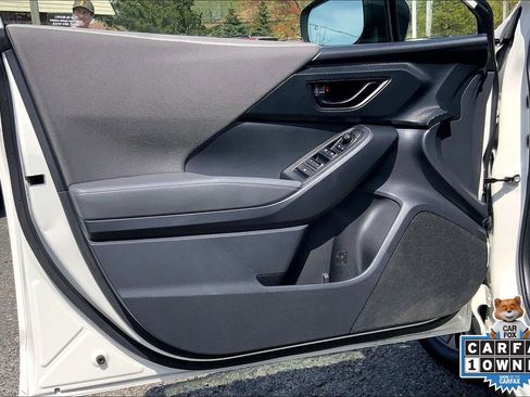 Certified 2024 Subaru Crosstrek 2.0i Premium w/ Crosstrek Mirror Package image 23