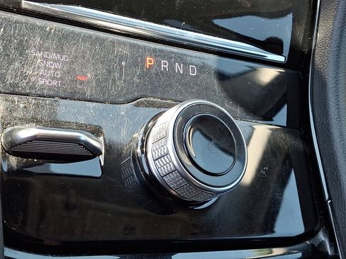 Used 2023 Jeep Grand Cherokee Limited AWD/4WD image 27