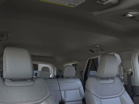 New 2026 Ford Explorer Active w/ Active Comfort Package image 22