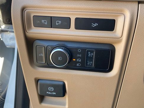 Used 2022 Ford F150 XLT w/ Equipment Group 302A High image 12