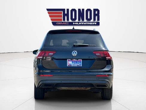 Used 2020 Volkswagen Tiguan SEL AWD/4WD image 5