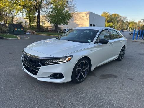 Used 2022 Honda Accord Sport image 4