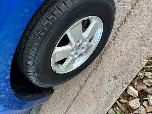 Used 2012 Ford Escape XLS FWD image 24