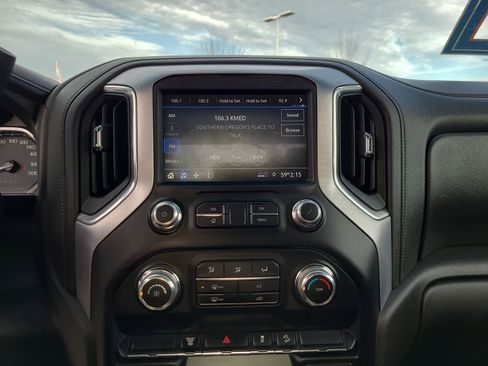 Used 2020 GMC Sierra 2500 SLE image 24