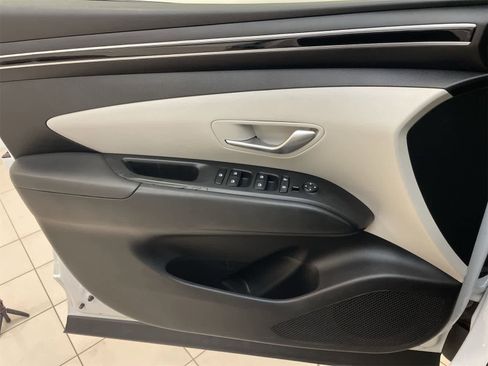 Used 2022 Hyundai Tucson SEL image 15