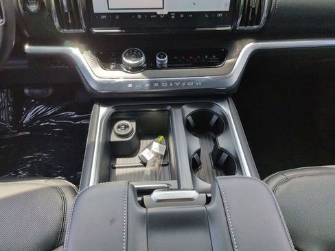 New 2026 Ford Expedition Platinum AWD/4WD image 19