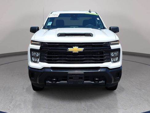 Used 2025 Chevrolet Silverado 2500 W/T w/ WT Convenience Package AWD/4WD image 2