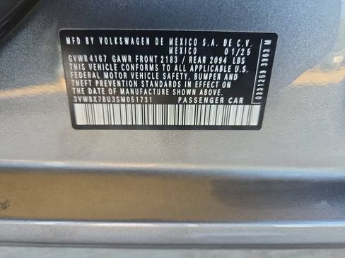 Used 2025 Volkswagen Jetta Sport FWD image 3