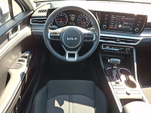Used 2024 Kia K5 LXS FWD image 2