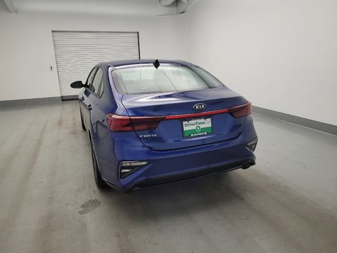 Used 2021 Kia Forte LXS FWD image 6