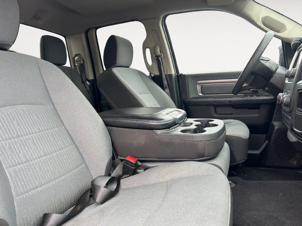 Used 2024 RAM 1500 Classic SLT AWD/4WD image 15