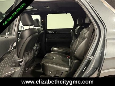Used 2022 Hyundai Palisade Calligraphy w/ Winter Package image 13