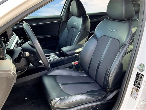 Used 2022 Kia K5 GT-Line image 13