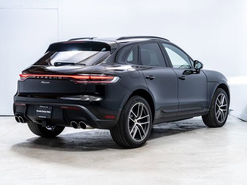 Used 2025 Porsche Macan AWD/4WD image 7