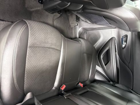 Used 2021 Buick Encore Preferred AWD/4WD image 19