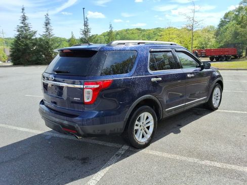 Used 2011 Ford Explorer XLT w/ 202A Rapid Spec Order Code image 5