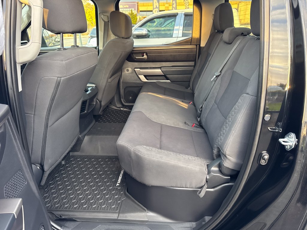 Used 2022 Toyota Tundra SR5 AWD/4WD image 32