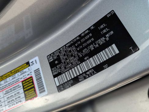 Used 2025 Toyota Grand Highlander FWD image 34