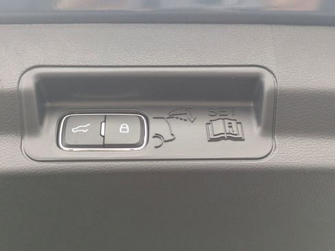 New 2026 Ford Explorer Active image 13